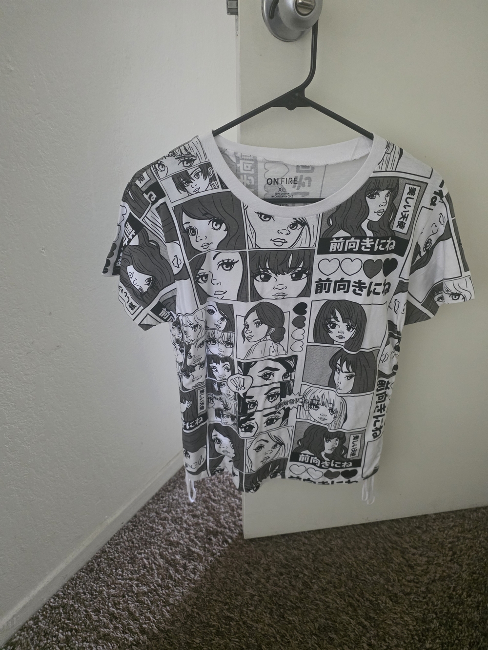 On Fire Girls' Black & White Manga Graphic Tee